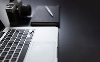杠杆炒股平仓:股票分析app推荐-AI眼镜变“行走记录仪”？透视AI硬件狂欢下的隐私黑洞